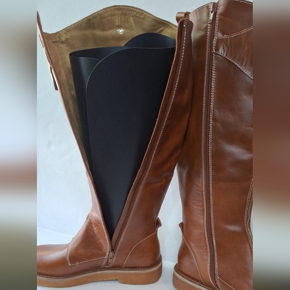 Kelsi Dagger Brooklyn Boots - Picture 8 of 10